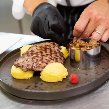 호텔 & Ristorante Dovich 말가치펠라