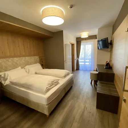فندق & Ristorante Dovich 3*